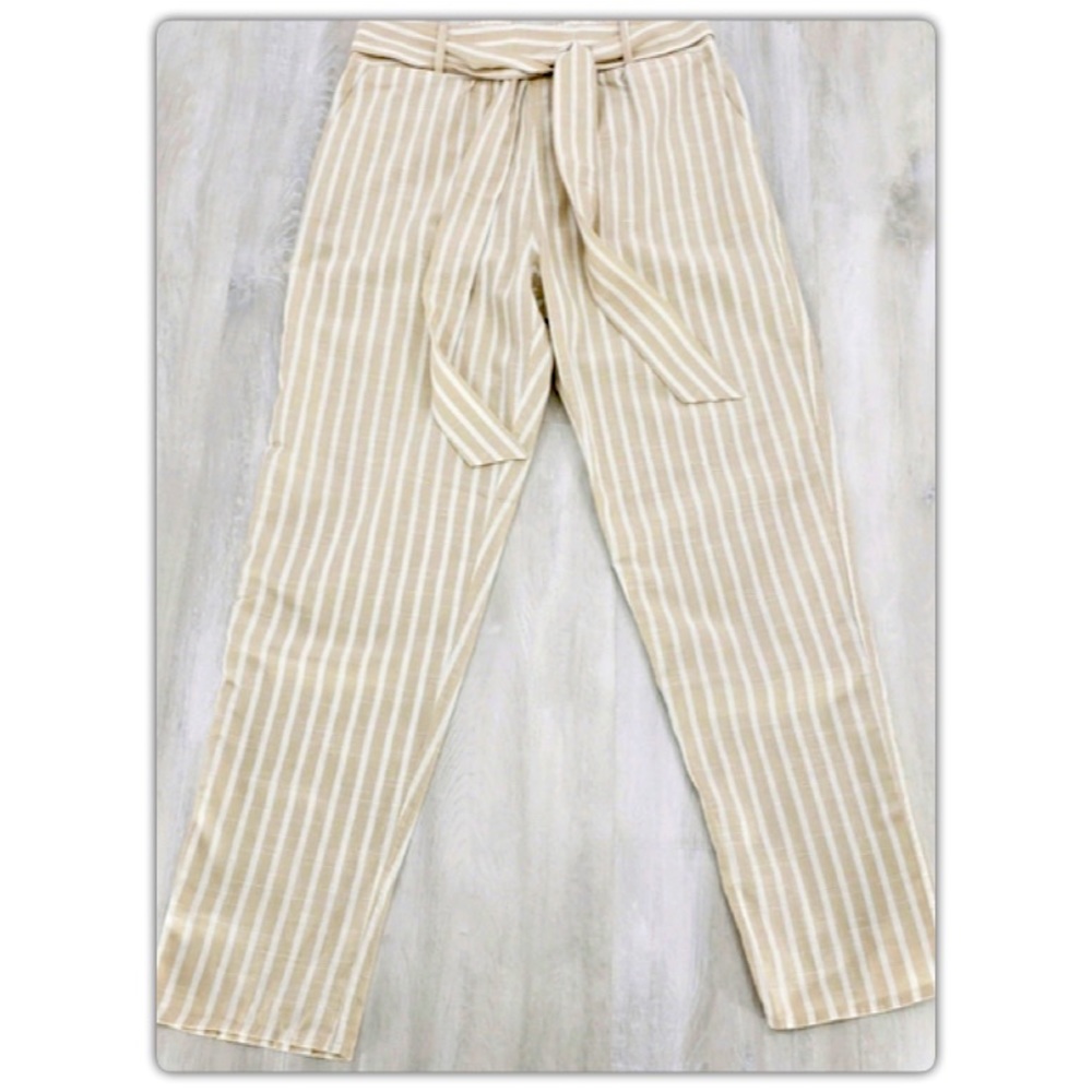 Lydelle Striped Beige and white ankle pants. Tie in front.
